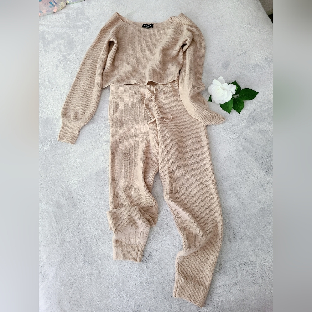 Express Sweater Set